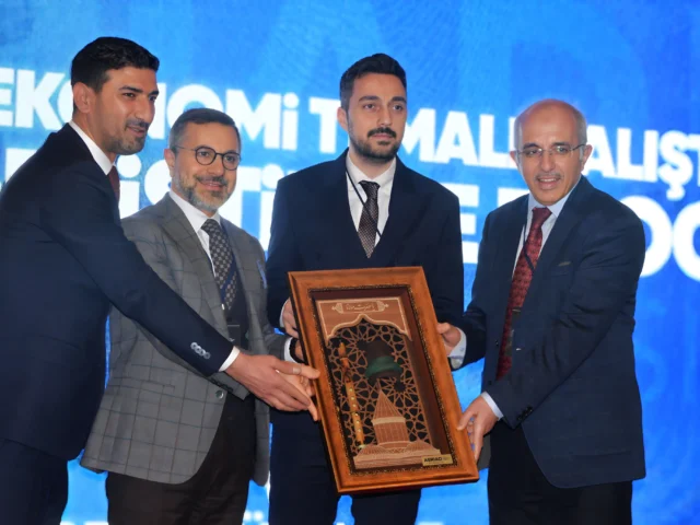 ASRİAD Ekonomi Çalıştayı'nda YapıSentez'de Yerini Aldı! 70 samsun asriad